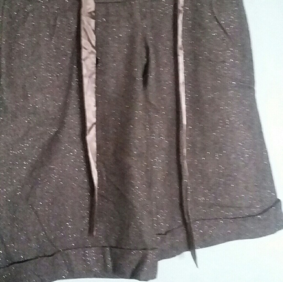 BANANA U.S.A. Short capris. Size Medium. Brown - Picture 2 of 7